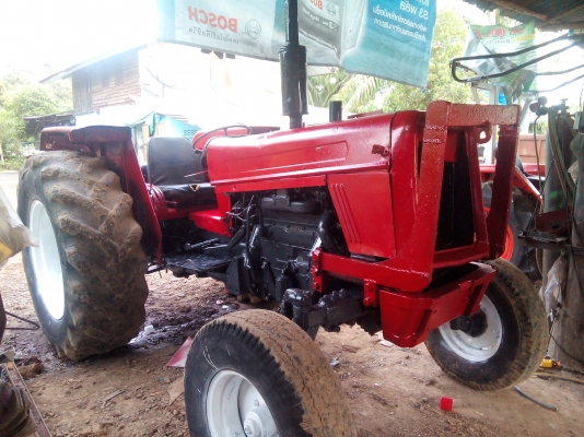 งดต่อรองครับ ราคานี้วันนี้วันเดียวครับ 35000บาทลดสุดๆไปครับ รถไถใหญ่75แรงม้า ตัวเปล่า ไฮโดลิคดี เกียร์ดี พวงมาลัยเพาเวอร์ เอาไปติดคีบติดตัก