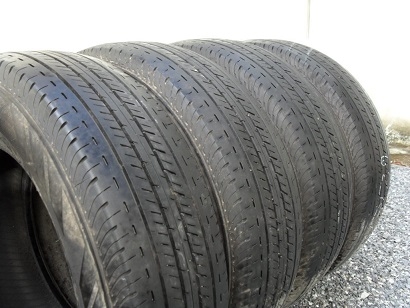 ขายยาง BRIDGESTONE DURAVIS R611 ปี2814 (1ชุด) 205-70-15 ราคา 4,800 ขายยาง BRIDGESTONE DURAVIS R611 ปี2814 (1ชุด) 205-70-15 ราคา 4,800