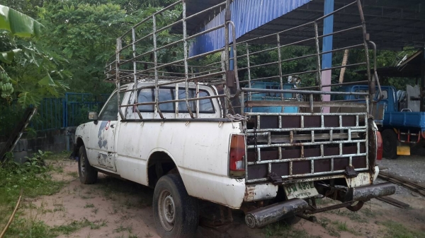 ปิ๊กอับอิซูซุKB สภาพใช้งานได้ ขายตามสภาพ ปิ๊กอับอิซูซุKB สภาพใช้งานได้ ขายตามสภาพ