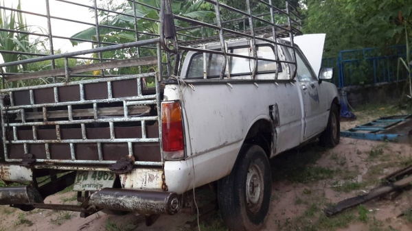 ปิ๊กอับอิซูซุKB สภาพใช้งานได้ ขายตามสภาพ ปิ๊กอับอิซูซุKB สภาพใช้งานได้ ขายตามสภาพ