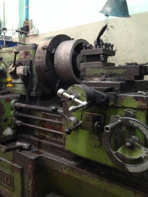 ขายกลึง6ฟุตยี่ปุ่น3เพลารุ่นหนักสวิง650มีเบรคพร้อมใช้ครับ ขายกลึง6ฟุตยี่ปุ่น3เพลารุ่นหนักสวิง650มีเบรคพร้อมใช้ครับ