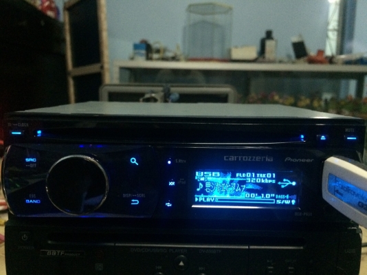 Pioneer DEH-P650 USB IPOD MP3-RW CD-RE AUX ปรีเอ้า1ชุด จอกราฟฟิก คุมกล่องCD สภาพสวย มือ2 ญี่ปุ่น