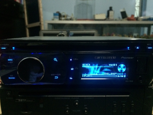 Pioneer DEH-P650 USB IPOD MP3-RW CD-RE AUX ปรีเอ้า1ชุด จอกราฟฟิก คุมกล่องCD สภาพสวย มือ2 ญี่ปุ่น