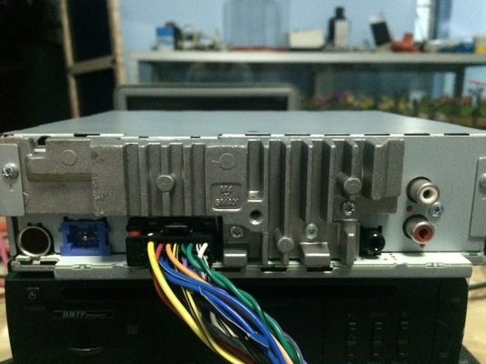 Pioneer DEH-P650 USB IPOD MP3-RW CD-RE AUX ปรีเอ้า1ชุด จอกราฟฟิก คุมกล่องCD สภาพสวย มือ2 ญี่ปุ่น