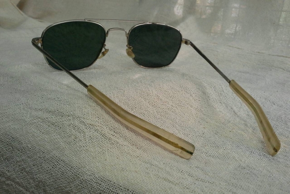 มหาเทพแว่นตา AO American Optical U.S.A.