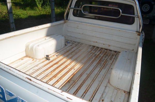 Mazda Familia 1400 cc.