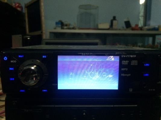 BBTF DV-777BTF USB SDCARD DVD-RW VCD-RW MP3-RW CD-RW จอLCD3นิ้ว ปรีเอ้า3ชุด Vedio out2ชุด Vedio in 1ชุด ต่อกล้องมองหลังอีก1ชุด มือ2 ญี่ปุ่น