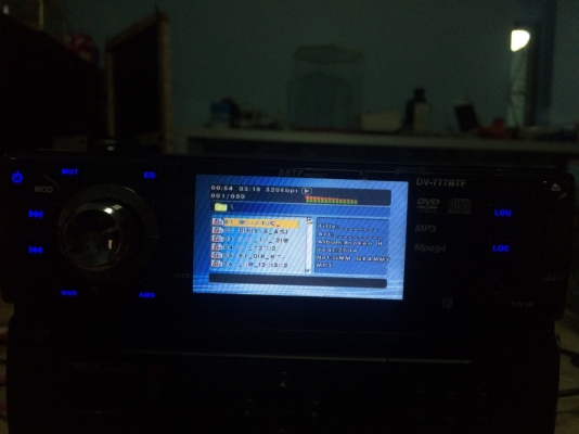 BBTF DV-777BTF USB SDCARD DVD-RW VCD-RW MP3-RW CD-RW จอLCD3นิ้ว ปรีเอ้า3ชุด Vedio out2ชุด Vedio in 1ชุด ต่อกล้องมองหลังอีก1ชุด มือ2 ญี่ปุ่น