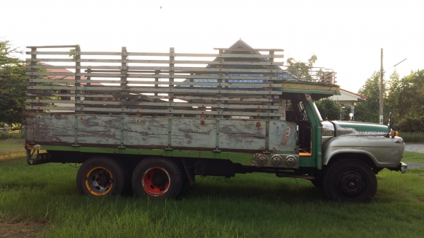 ขาย10ล้อหัวยาว เพลาเดียว คัสซีสวย