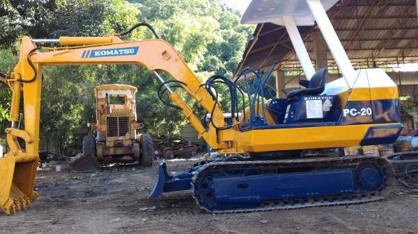 ขายรถขุดเล็ก KOMATSU 20-3 เครื่องดี ปั้มดี สภาพพร้อมใช้งานเป็นรถเก่านอกนำเข้าจากญี่ปุ่น ราคา 220,000 บาท สนใจติดต่อ 083-3436937กิตติศักดิ์ line:mjkodream ขายรถขุดเล็ก KOMATSU 20-3 เครื่องดี ปั้มดี สภาพพร้อมใช้งานเป็นรถเก่านอกนำเข้าจากญี่ปุ่น ราคา 220,000 บาท สนใจติดต่อ 083-3436937กิตติศักดิ์ line:mjkodream