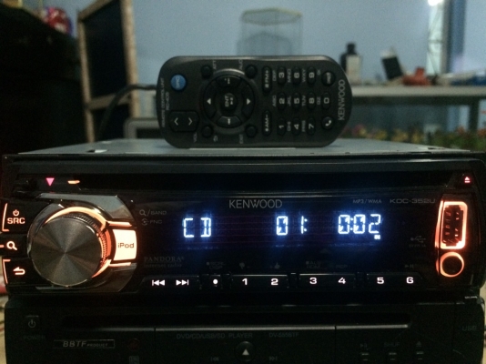 KENWOOD KDC-352U PANDORA 24Bit USB IPOD MP3-RW CD-RW FMคลื่นไทย AUX ปรีเอ้า3ชุด ไฟ7สี พร้อมรีโมท สภาพสวย มือ2 ญี่ปุ่น