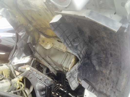 ขายราคา 385,000บ.เบาๆต่อรองได้ สึ่ล้อกลาง อีซูซุ NKR100โบว์ ปี51ยาว3.20ม สภาพกริบสวยเดิม พร้อมใช้งาน ทะเบียนป้ายใหญ่ เล่มพร้อมโอน ราคา 385,000บ ต่อรองได้