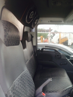 ขายราคา 385,000บ.เบาๆต่อรองได้ สึ่ล้อกลาง อีซูซุ NKR100โบว์ ปี51ยาว3.20ม สภาพกริบสวยเดิม พร้อมใช้งาน ทะเบียนป้ายใหญ่ เล่มพร้อมโอน ราคา 385,000บ ต่อรองได้