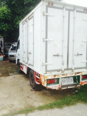 ขายราคา 385,000บ.เบาๆต่อรองได้ สึ่ล้อกลาง อีซูซุ NKR100โบว์ ปี51ยาว3.20ม สภาพกริบสวยเดิม พร้อมใช้งาน ทะเบียนป้ายใหญ่ เล่มพร้อมโอน ราคา 385,000บ ต่อรองได้