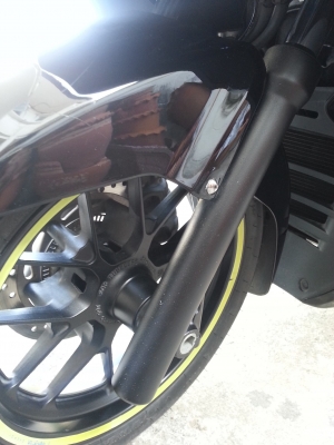 ขาย forza300 รถปี56 สนใจติดต่อ 0817771417