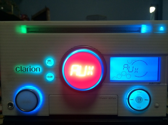 CLARION DUB275MP USB MP3-RW CD-RW AUX ปรีเอ้า2ชุด ไฟ7สี สภาพสวย มือ2 ญี่ปุ่น