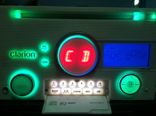 CLARION DUB275MP USB MP3-RW CD-RW AUX ปรีเอ้า2ชุด ไฟ7สี สภาพสวย มือ2 ญี่ปุ่น