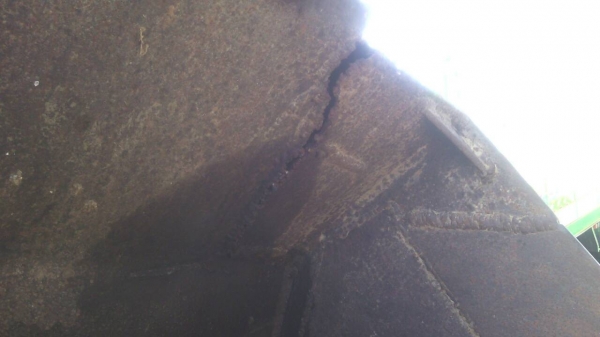 ขายรถแบคโฮ KOMATSU PC200-6 เครื่องคัมมิ้น ราคา 600000