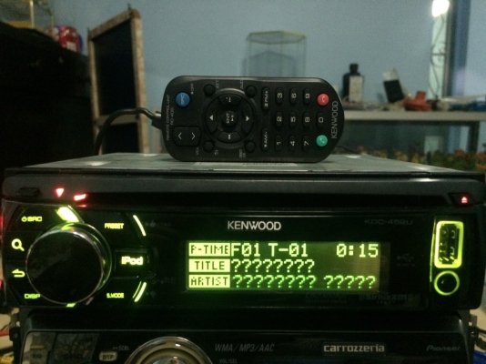 KENWOOD KDC-452U PANDORA 24Bit USB IPOD MP3-RW CD-RW FMคลื่นไทย AUX ปรีเอ้า3ชุด ไฟ7สี คุมกล่องCD พร้อมรีโมท สภาพสวย มือ2 ญี่ปุ่น