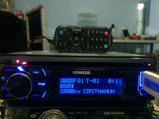 KENWOOD KDC-452U PANDORA 24Bit USB IPOD MP3-RW CD-RW FMคลื่นไทย AUX ปรีเอ้า3ชุด ไฟ7สี คุมกล่องCD พร้อมรีโมท สภาพสวย มือ2 ญี่ปุ่น