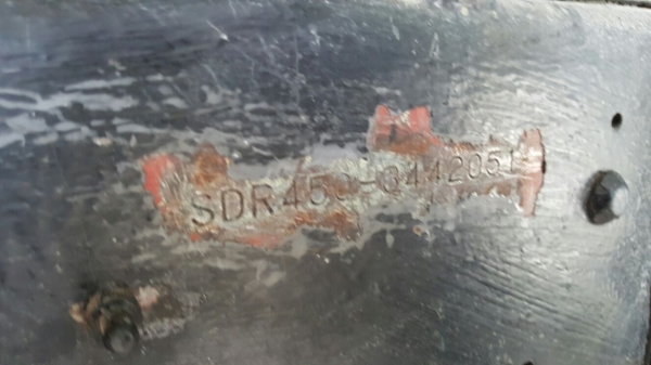 รถอีซูซุ 6 ล้อ หลังถนน FDR / 165 แรงม้า. ปี 39.   สนในติดต่อ   081 - 6079515