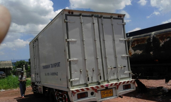 NQR 175.แรงม้า ปี54 รถสภาพเดิมทั้งคัน ยาว 5.50เมตร ขาย 850,000 ฿. หรือท่านใดมีไฟแนนซ์มาอุ้มเองก็ได้นะครับ ซื้อสดลดอีกหน่อย. สนใจโทร 0845672050