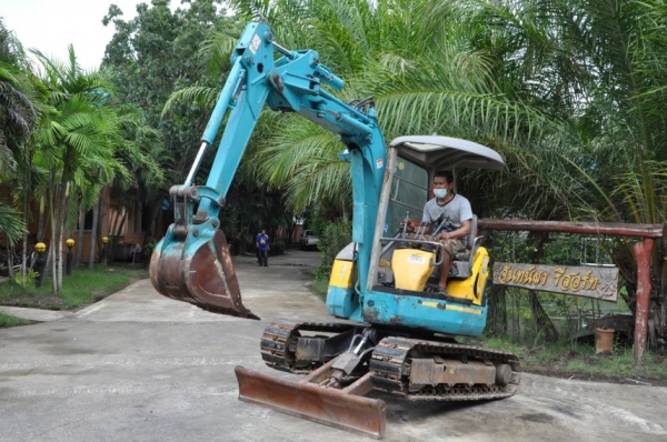 ขายแบคโฮ KUBOTA RX303 ปั้มนิ้ว คออ่อน แทรคเหล็กหุ้มยาง ครบๆ สวยเดิมจากญี่ปุ่น ทำงานสมบูรณ์ทุกระบบ รับรองไม่ผิดหวัง 320,000 เท่านั้น!!