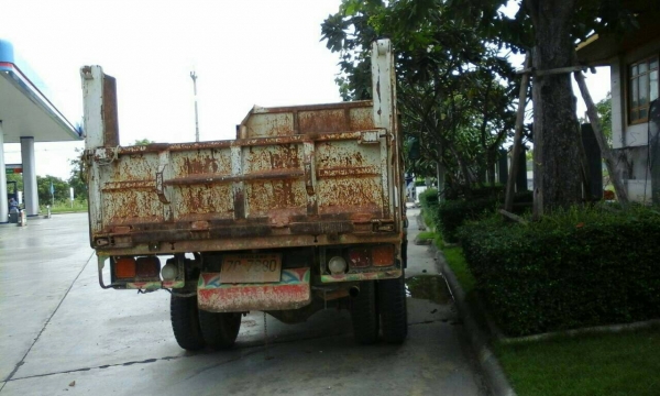 ขายด่วนครับ รถ 6ล้อดั้ม ISUZU FRR90HLH 210 ปี53 วิ่ง 30000 กม.ครับ รถใช้งานภายใน บริษัท