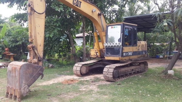 ขายรถแบคโฮ CAT  E120 Bเอกสารอินวอยท์รถสวยพร้อมใช้ราคา 600,000 090-772-3710 090-772-3708