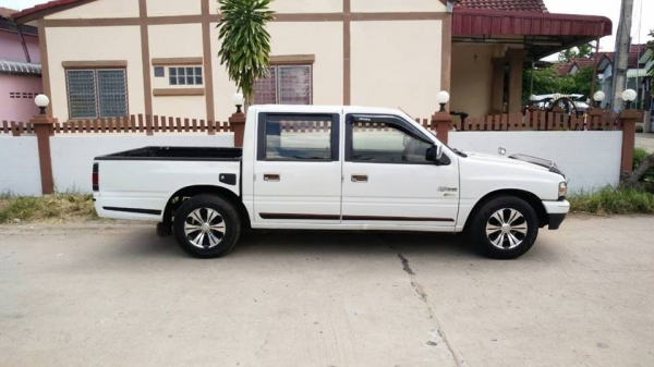 !!! อีซูซุ ทีเอฟอา มังกรทอง สี่ประตู พวงมาลัยเพาเวอร์แท้ ล้อแม็ก เครื่องดี !!! !!! อีซูซุ ทีเอฟอา มังกรทอง สี่ประตู พวงมาลัยเพาเวอร์แท้ ล้อแม็ก เครื่องดี !!!