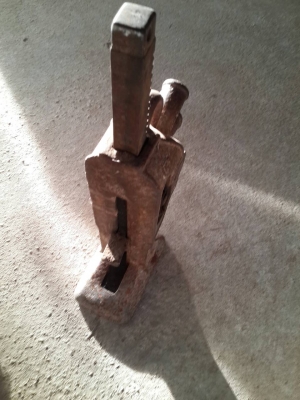 แม่แรงปั่นจั่นโบราณพร้อมใช้ แม่แรงปั่นจั่นโบราณพร้อมใช้