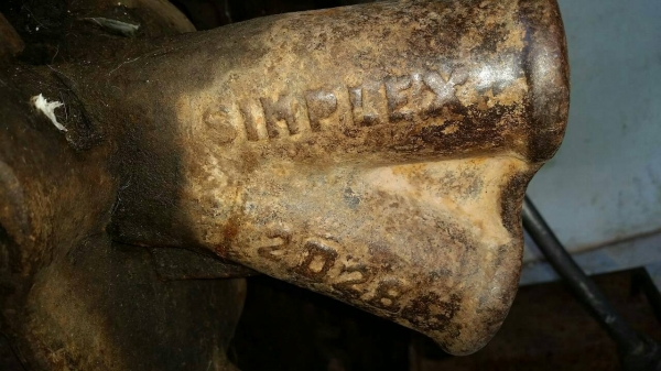 แม่แรงปั่นจั่นโบราณพร้อมใช้ แม่แรงปั่นจั่นโบราณพร้อมใช้