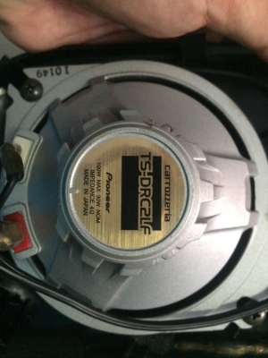 ลำโพงแยกชิ้น 2 ทาง Pioneer TS-DRC2LF 4นิ้ว 100W โครงหล่อ เคฟล่า Made in Japan พร้อมลำโพงเสียงแหลม และหน้ากาก สภาพสวย มือ2 ญี่ปุ่น