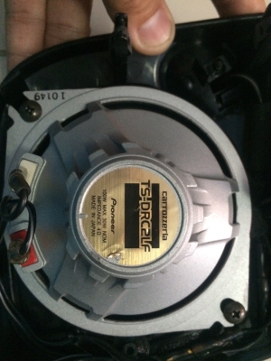 ลำโพงแยกชิ้น 2 ทาง Pioneer TS-DRC2LF 4นิ้ว 100W โครงหล่อ เคฟล่า Made in Japan พร้อมลำโพงเสียงแหลม และหน้ากาก สภาพสวย มือ2 ญี่ปุ่น