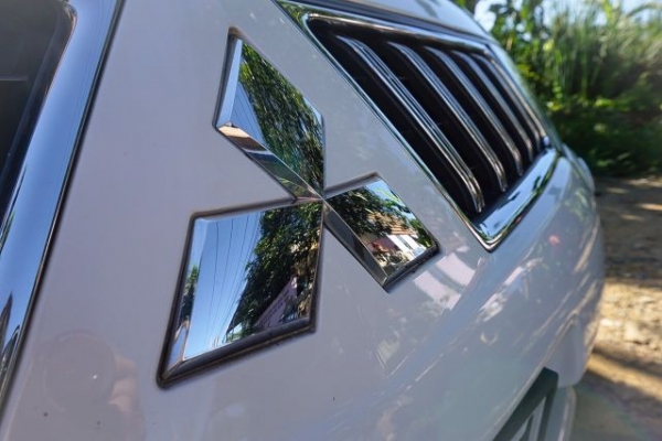 ขาย Mitsubishi Pajero Sport GT 2.5AT เกียร์ออโต้ดีเซลสีขาวมุกรุ่นTOPสุด ปี 2012 สภาพสวยไม่เคยมีอุบัติเหตุราคาถูกด่วนๆ