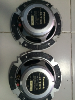 ลำโพง PANASONIC CJ-FF167D 2ทาง 6.5นิ้ว 130W โคลงหล่อ กรวยโพลี แม่เหล็กนีโอ มีไฟกระพริบตามจังหวะเพลงข้างละ3ดวง Made in Japan เสียงดีมาก หายากครับ มือ2 ญี่ปุ่น