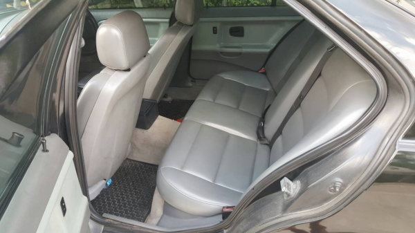 ขายbmw 318i e36 ปี98 เดิมๆเครื่องดีช่วงลางดีไม่มีชน