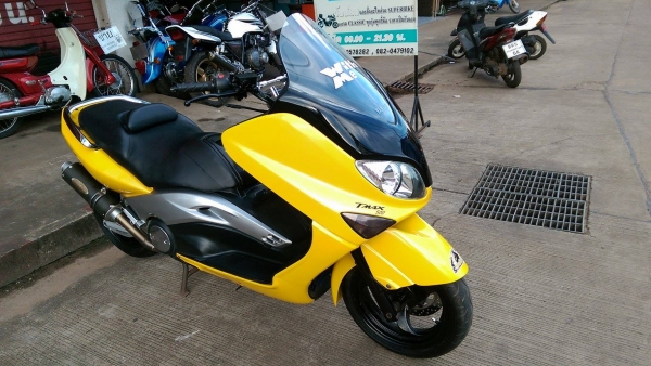 ขายคับ YAMAHA TMAX500 ปี2003 สีสวย ท่อแต่งทั้งเส้น แฮนด์บาร์ ยางหน้าหลังเยอะ แบตใหม่ อินวอยส์ สรรพสามิตร ราคา 75000 บาท ส่งได้ทั่วไทยคับ สนใจติดต่อ 081-0578282 FACEBOOK ชาญณรงค์ ป๊อป ชัยอมฤต ไอดีไลน์ POPBIGBIKESAKON คับ สนใจรถสวย ถูก ดี ต้อง POP BIGBIKE S