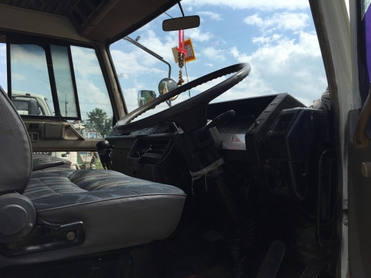 ขาย MITSUBISHI 10 ล้อ 2 เพลาดั๊มพ์