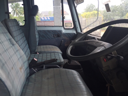 6ล้อดั้ม195แรง ยาง8.25-16 ISUZU FRR..แค่.รถทำสีใหม่ เก็บงานใหม่ สวย พร้อมใช้ เล่มพร้อม...