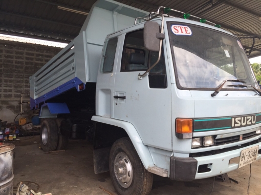 6ล้อดั้ม195แรง ยาง8.25-16 ISUZU FRR..แค่.รถทำสีใหม่ เก็บงานใหม่ สวย พร้อมใช้ เล่มพร้อม...