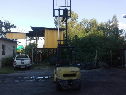 KOMATSU FD30-12ขนาด3ตัน เสาสูง4เมตร เกียร์ออร์โต้ เครื่องยนต์ดีเซล4D94E ยางตัน4เส้น รถญี่ปุ่นแท้0816161541