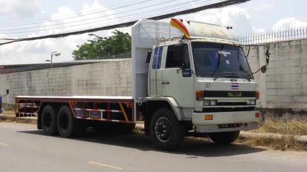 ขายด่วน10ล้อพื้นเรียบยาว7.50ม.ROCKY175  FVM12QY เครื่อง6BGรถแท้ห้างเดิมๆจิฟฟี่พาวเวอร์ แอร์พร้อมช่วงล่างแน่นยางมิชลินเรเดียน10เส้น