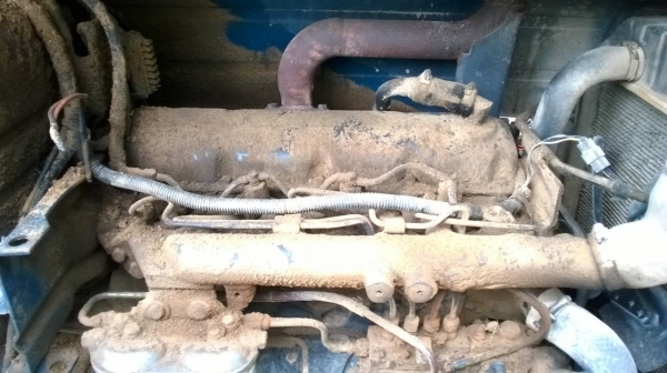 ขายรถไถฟอร์ด 6600 เสื้อลาย เอกสารเล่มทะเบียนครบ อุปกรณ์มีผานดันหน้า ผาน 6