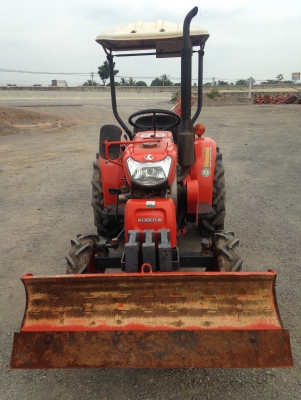 ขายรถไถนั่งขับ KRT140 พร้อมผาน 3 สภาพเดิมๆ พร้อมใช้งานเลย