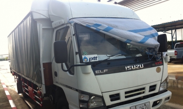 ขาย isuzu nqr 175แรงม้า ยาว5.5 ม.ปี2007 รถสวยออกห้างเลย