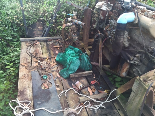 เครื่องดูดทราย โป๊ะแพ อุปกรณ์แยกทราย สายพานลำเลียงและอุปกรณ์อื่นๆ..ตู้ออฟฟิต