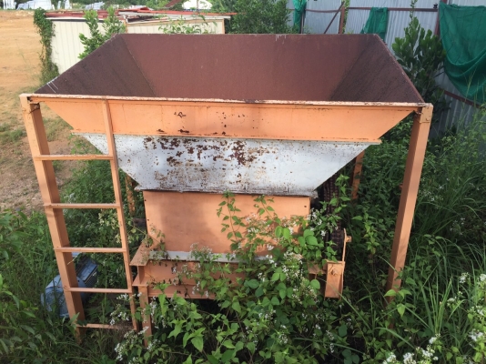 เครื่องดูดทราย โป๊ะแพ อุปกรณ์แยกทราย สายพานลำเลียงและอุปกรณ์อื่นๆ..ตู้ออฟฟิต