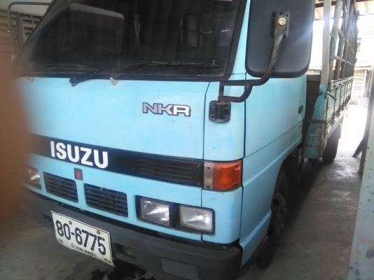 หกล้อ อีซูซุ NKR110 ปี35เกียร์สั้น แอร์หนาว สภาพดีสวยพร้อมใช้ ทะเบียนพร้อมโอน ราคา 225,000บ ถูกๆ