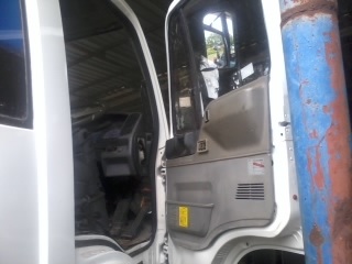 รถบรรทุกน้ำราคา675,000  Hino 215แรง รุ่นFF1J ทะเบียนพร้อมโอน